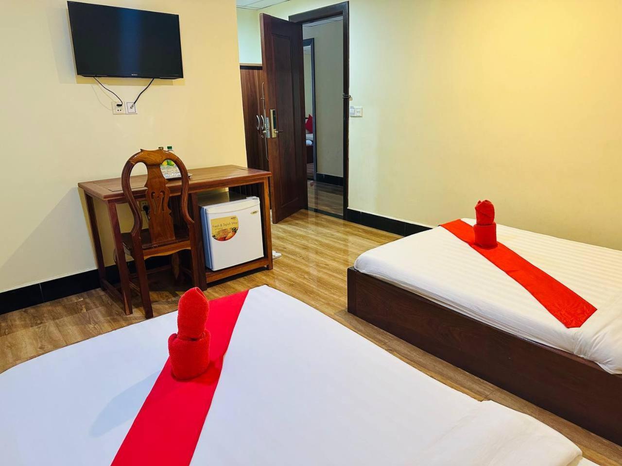 Capitol One Hotel Phnom-Penh Buitenkant foto