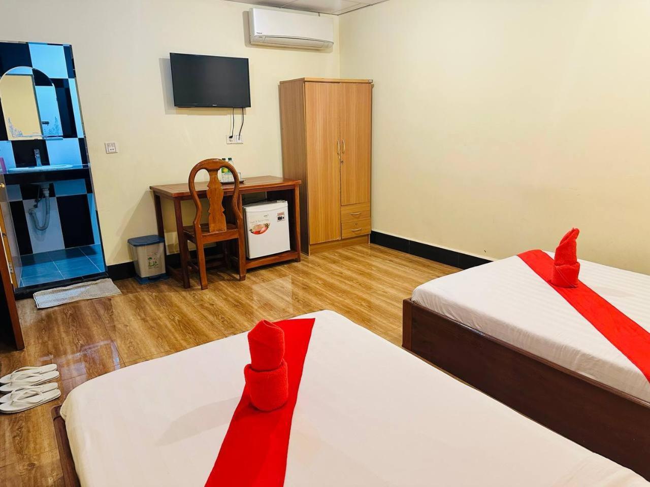 Capitol One Hotel Phnom-Penh Buitenkant foto